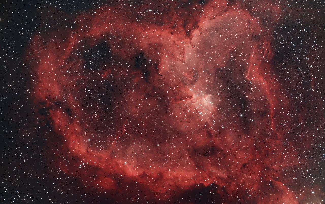 1280px-Heart-nebula